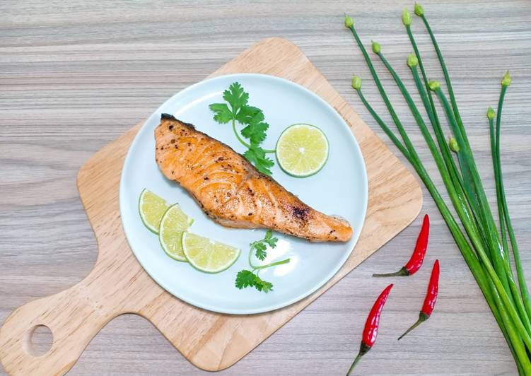 20210511_022425_674327_ca-hoi-ap-chao-thuc-max-1800x1800-1 Cá hồi là một trong những thực phẩm tốt cho da