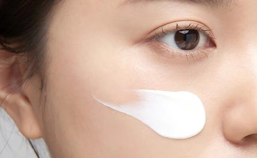 Chất Kem Chống Nắng Dưỡng Ẩm Beyond Angel Aqua Moisture Sun Cream Vegan Formula