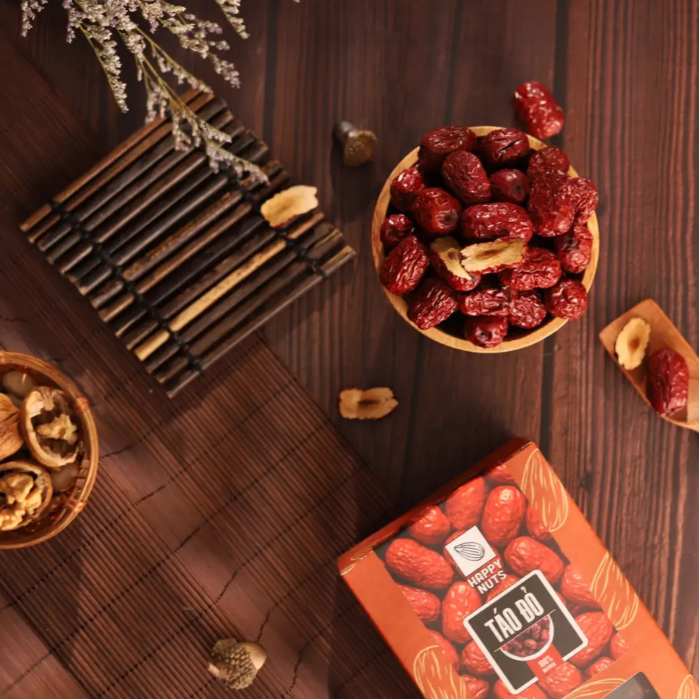 Táo đỏ Hàn Quốc Sấy Khô Happy Nuts 250g - 9mart.vn