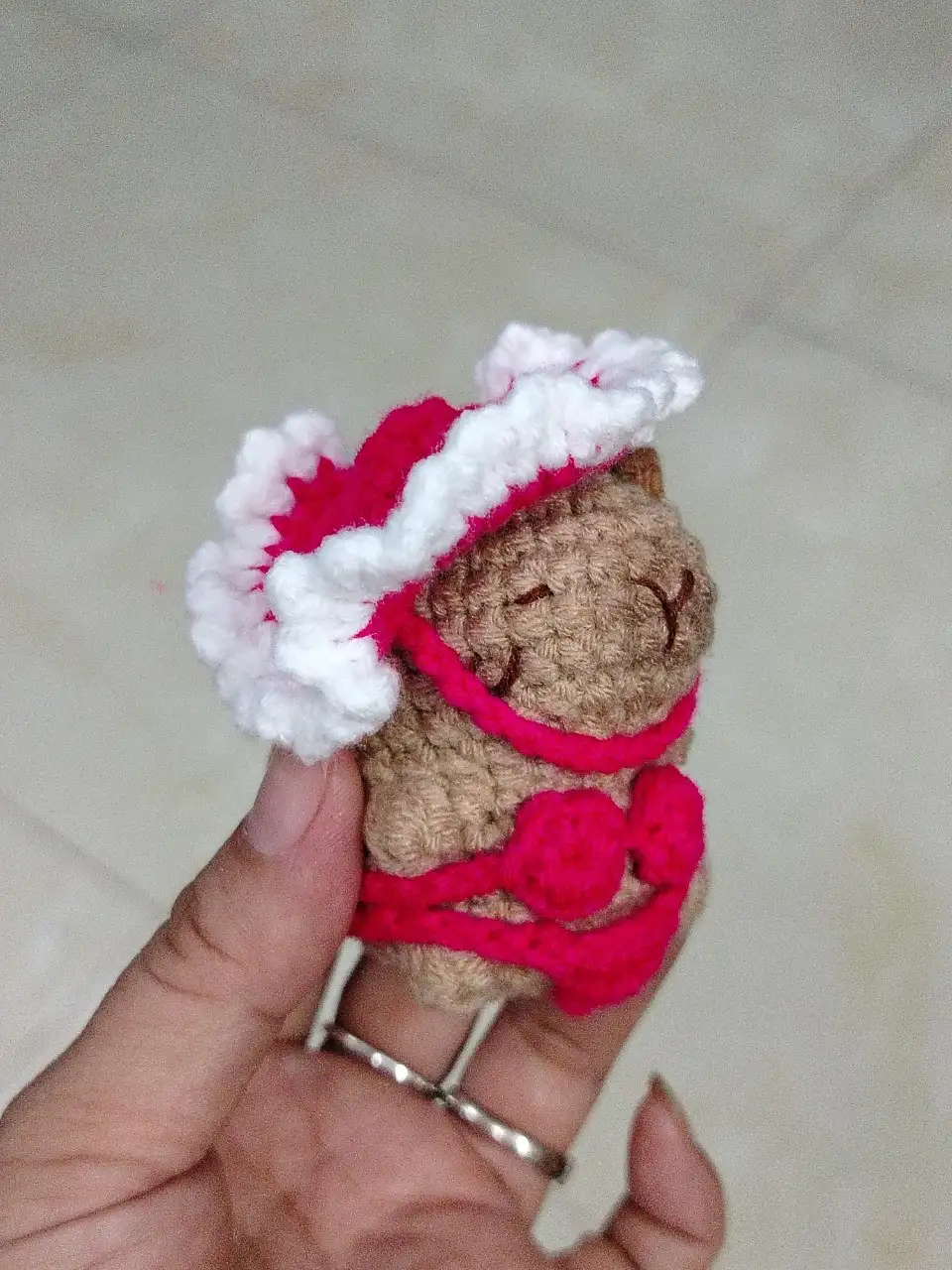 Đồ decor handmade Capybara bằng len (chuột lang nước)